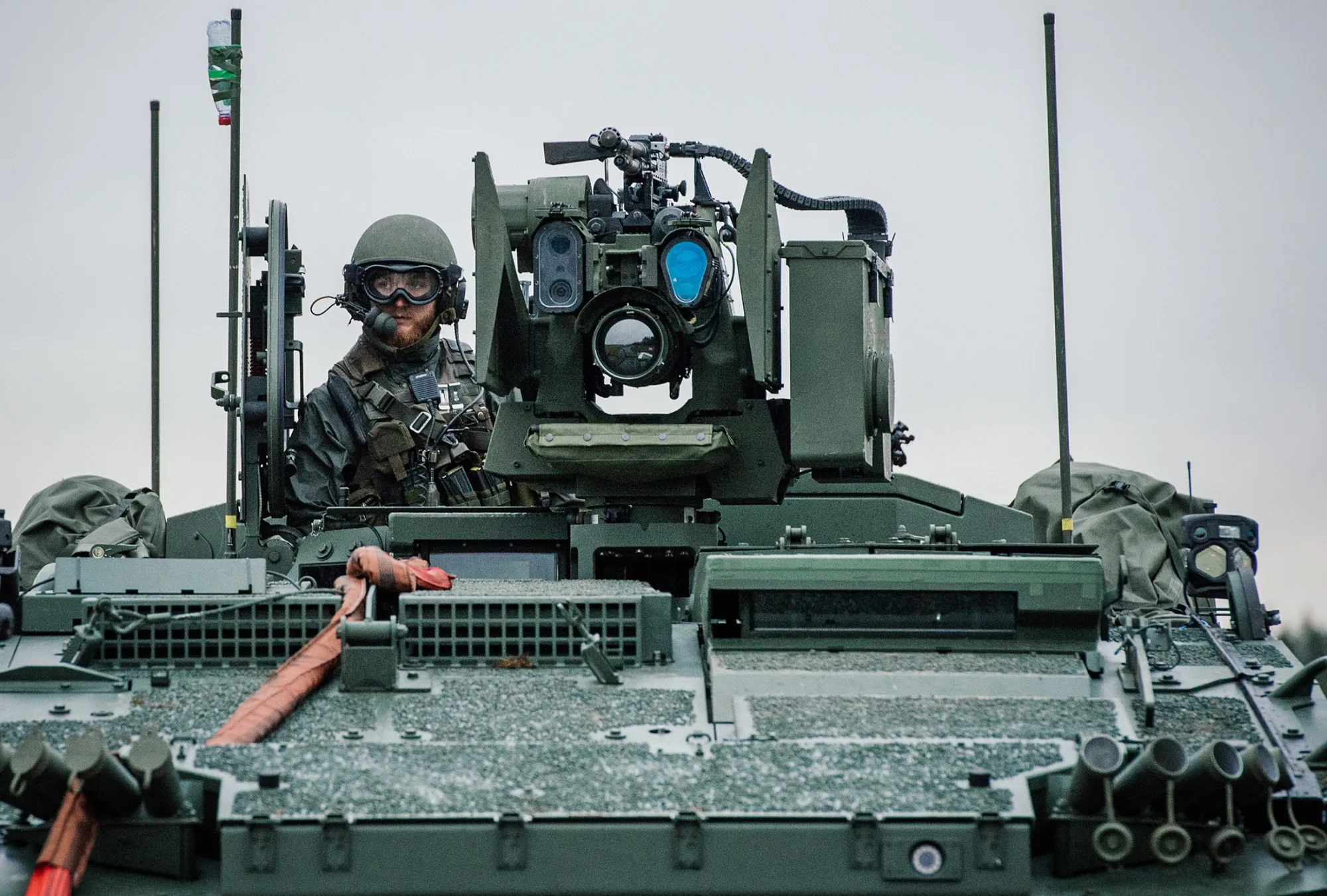The decision by the government in Stockholm means that some 13,000 young men and women will be called for enrollment from July 1, with around 4,000 people then selected for compulsory military service in 2018 and 2019.
