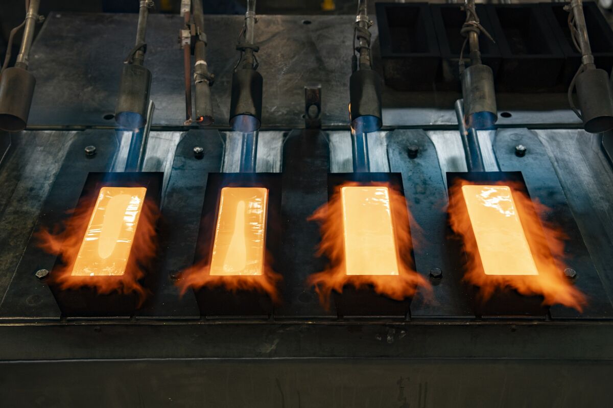 Indian Owner of Swiss Gold Refiner Probed for Inflating Revenue