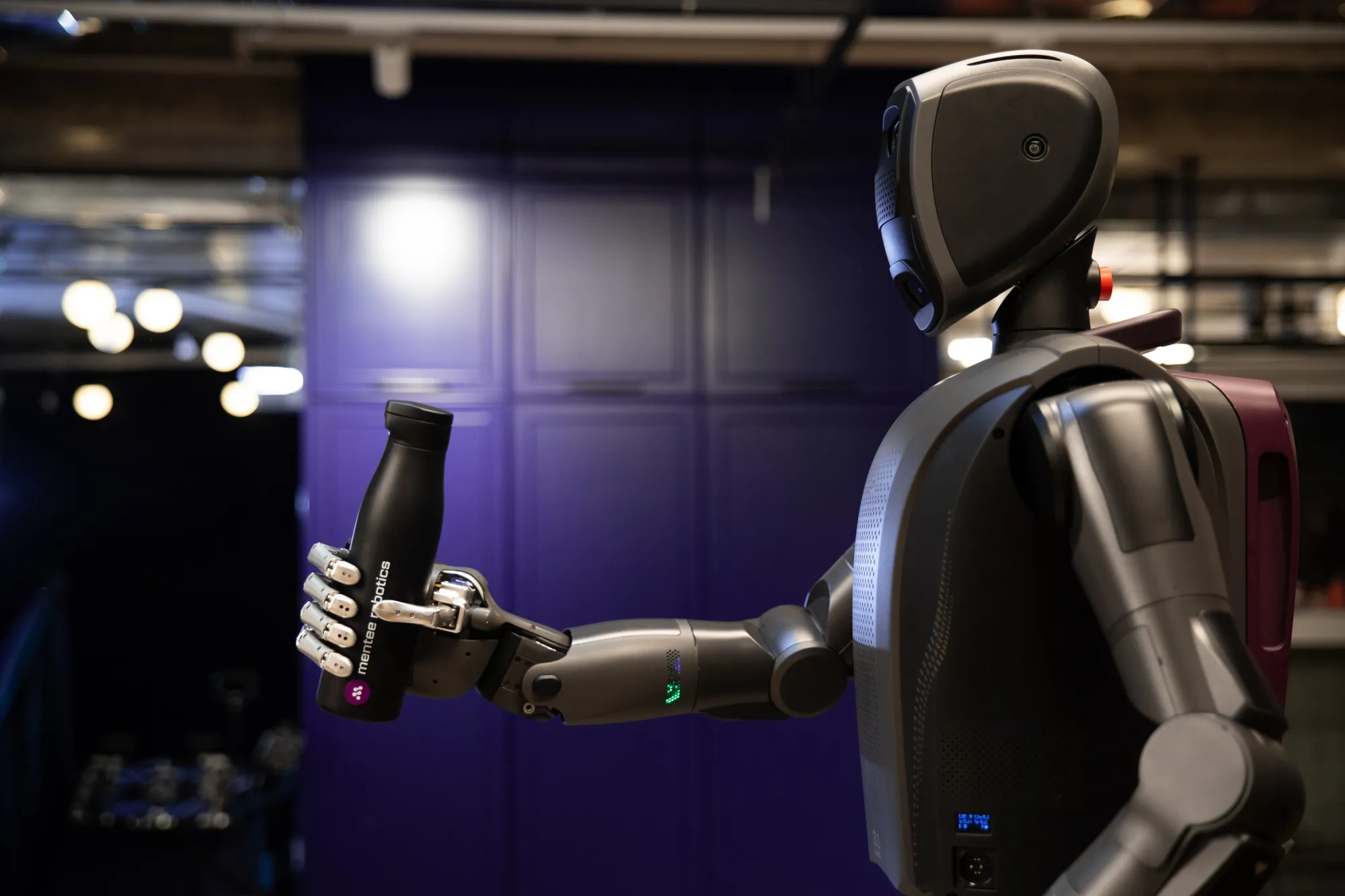 Mobileye to Buy Humanoid Robot Maker Mentee for $900 Million - Bloomberg