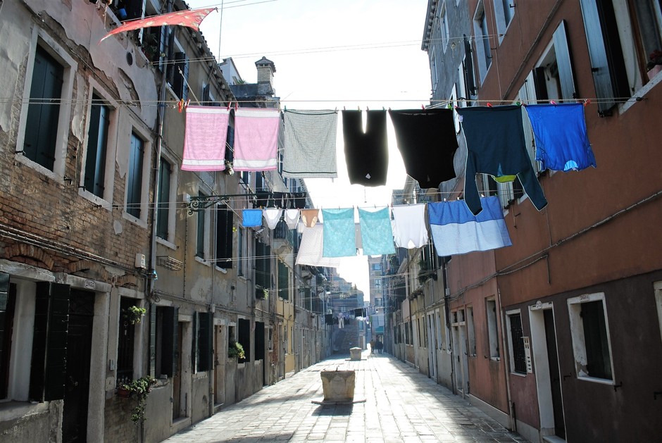 No parking: Cars are banned from Venice's historic center; after a few days, you might forget they even exist. 