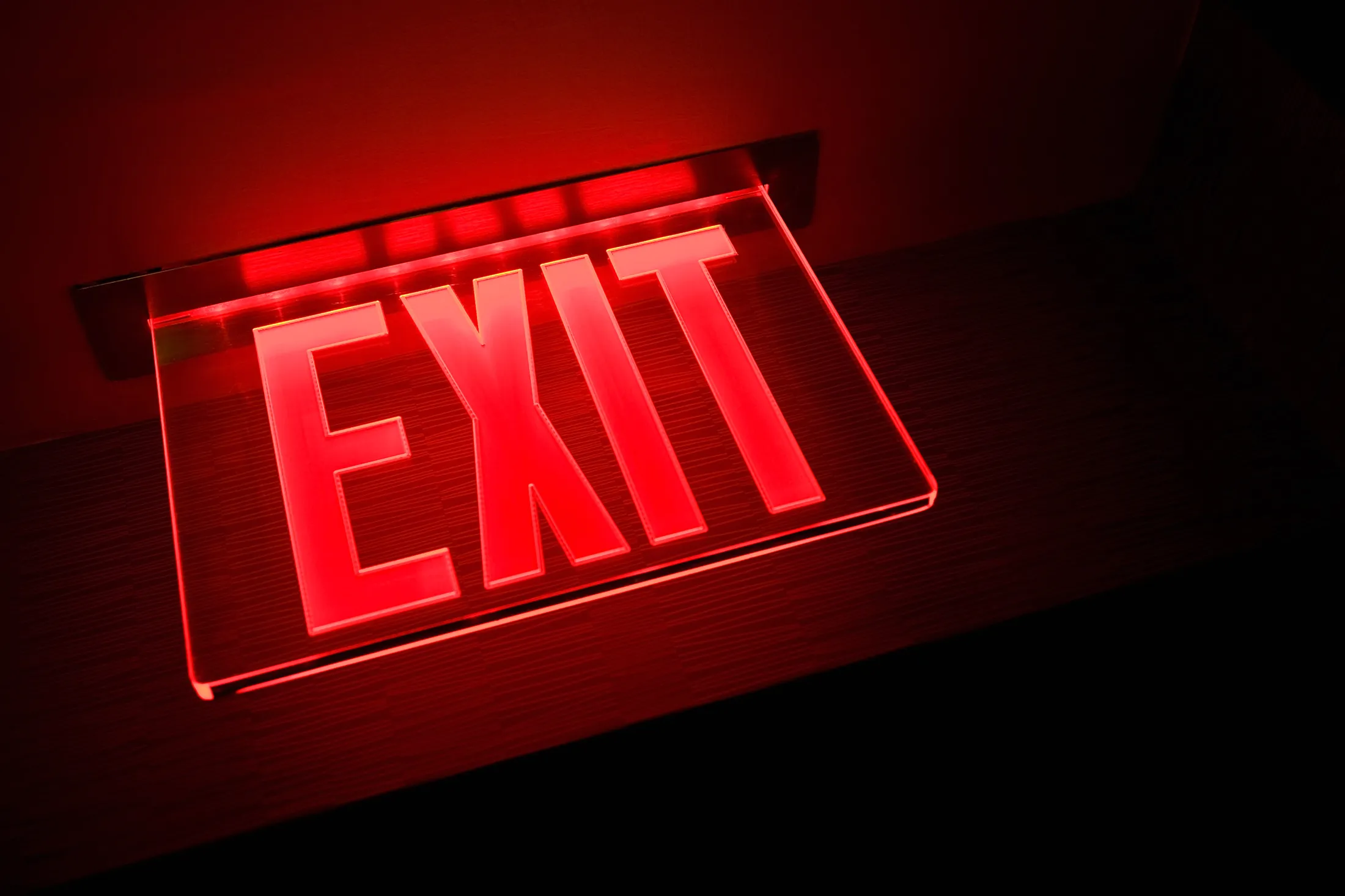 1484672349_EXIT_LEDE