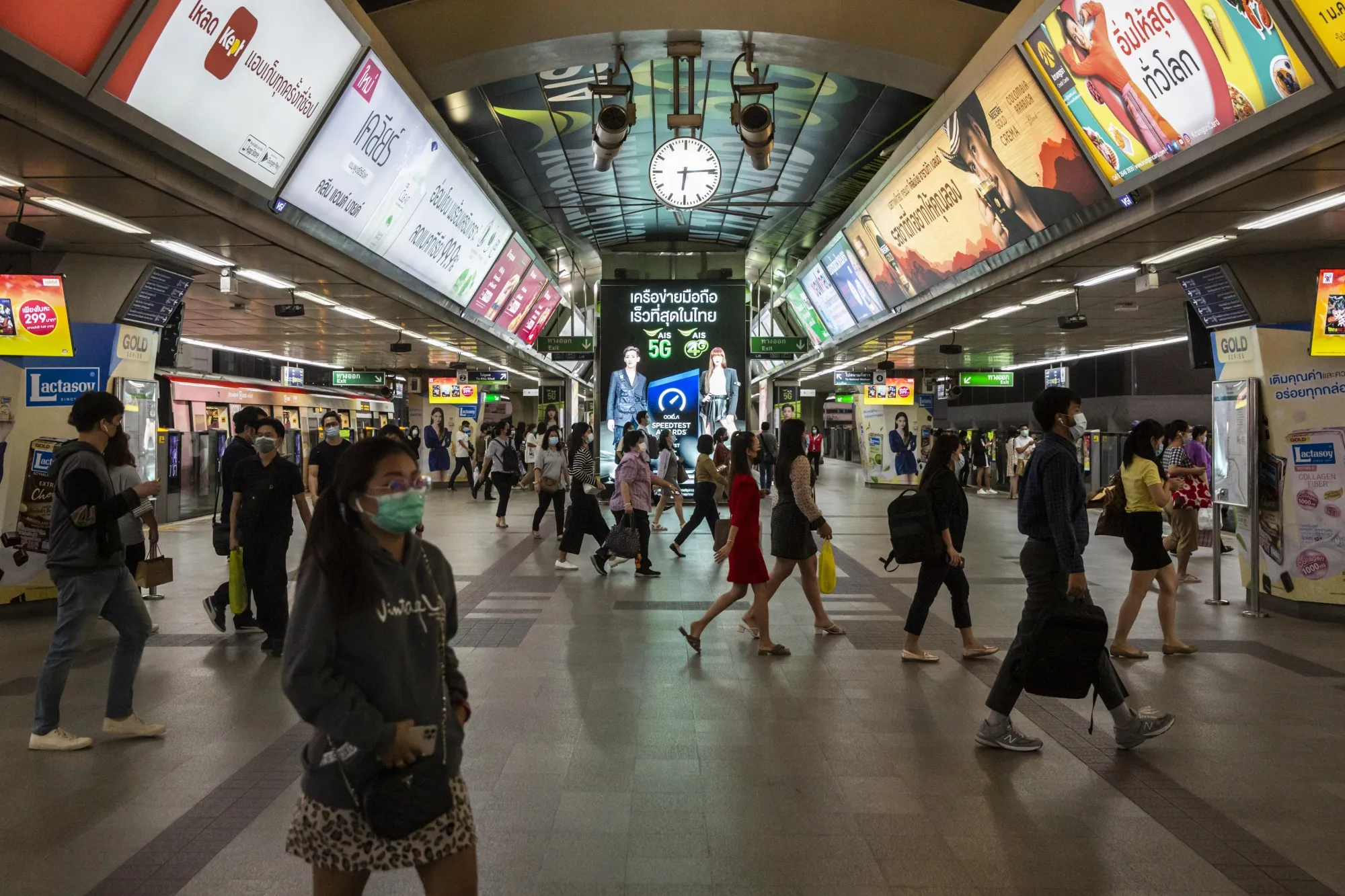 Thai Economic Conditions Tipped to Worsen as Virus Spreads