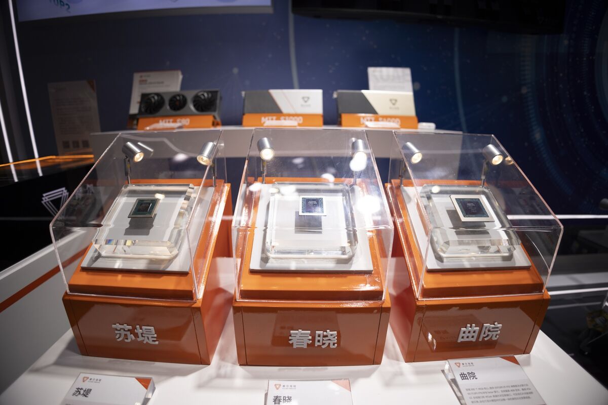 Nvidia Challenger Moore Warns Trading Risks After Stock Frenzy