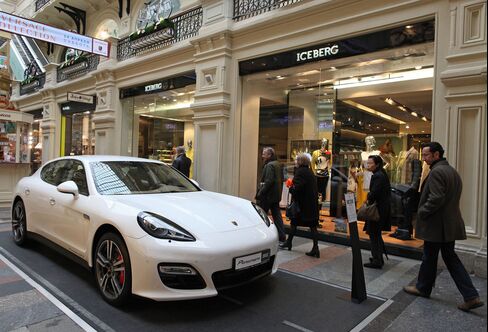 Porsche Doubles for Russians Seeking End to Lada Nightmare