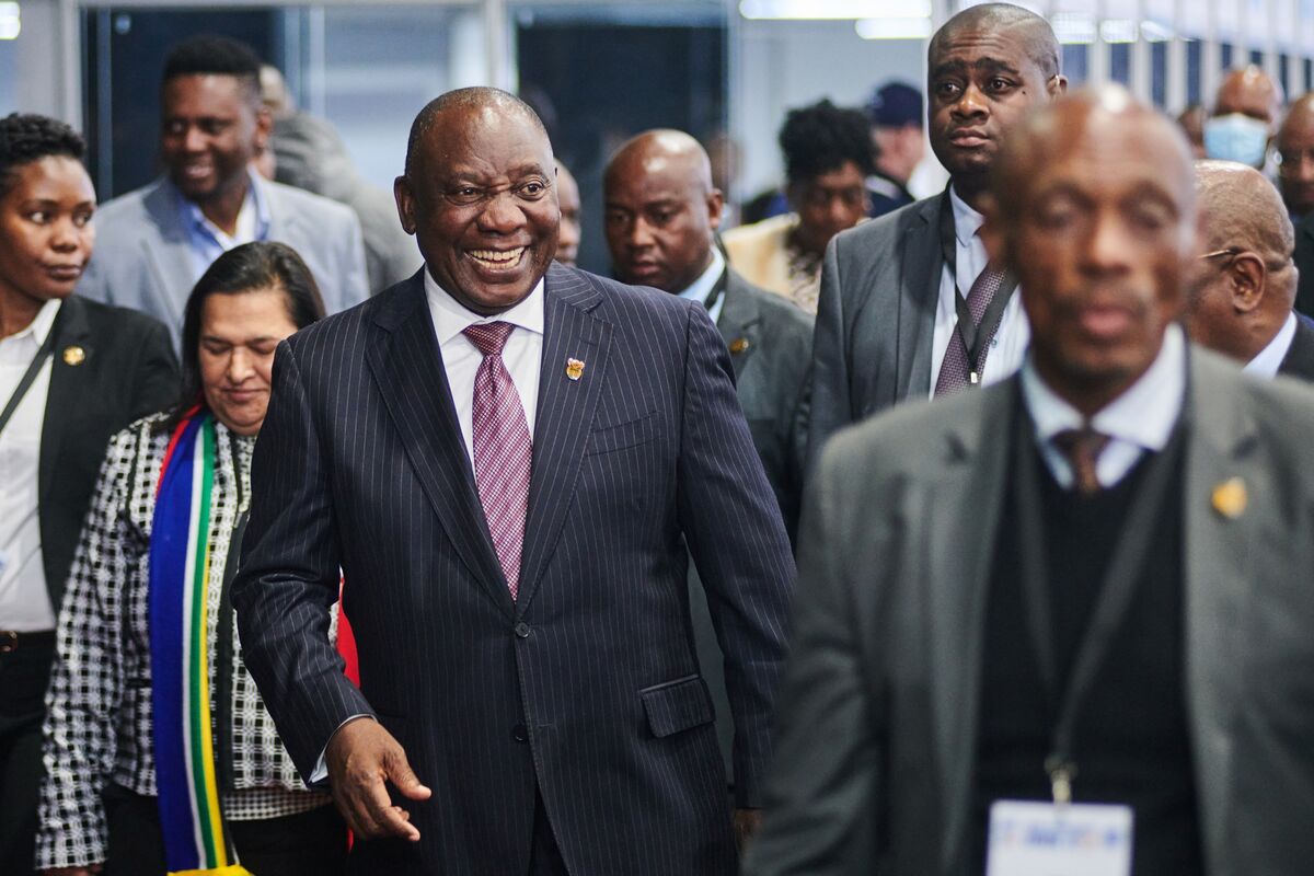 South Africa President Ramaphosa Lauds Closer Government-Business Ties