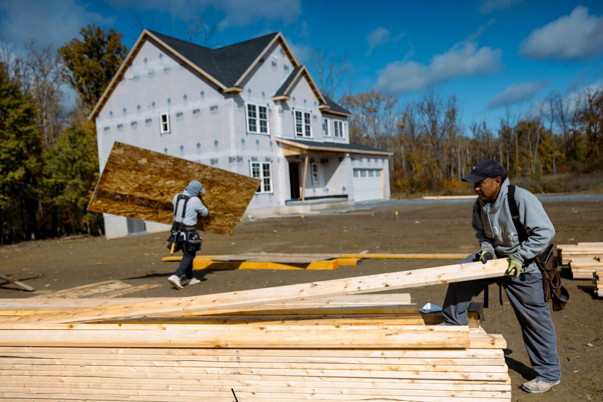 US Housing Starts Fall to Lowest Since May in Broad Decline