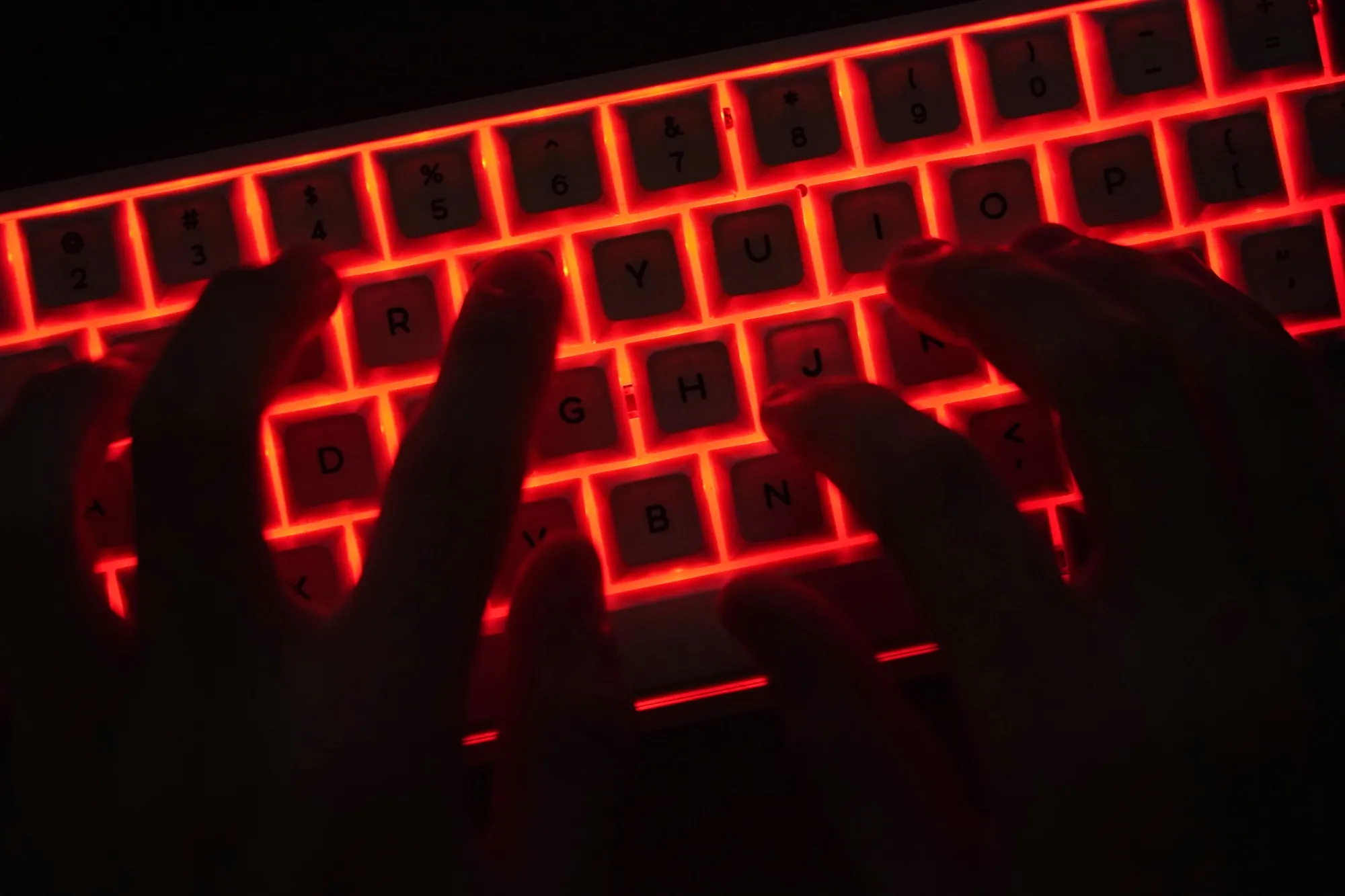 Online scams have taken more than $16 billion in the US in recent years.