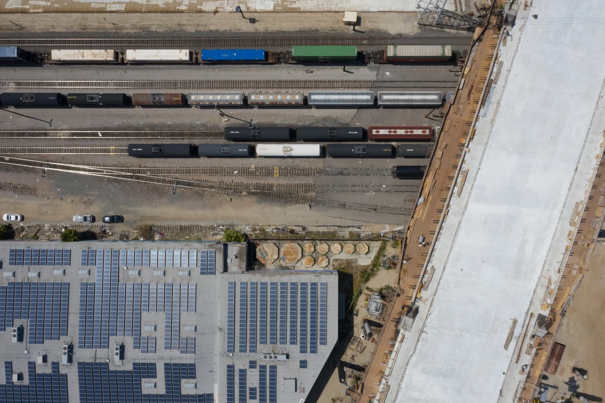 Solar panels&nbsp;next to a rail yard in Los Angeles.