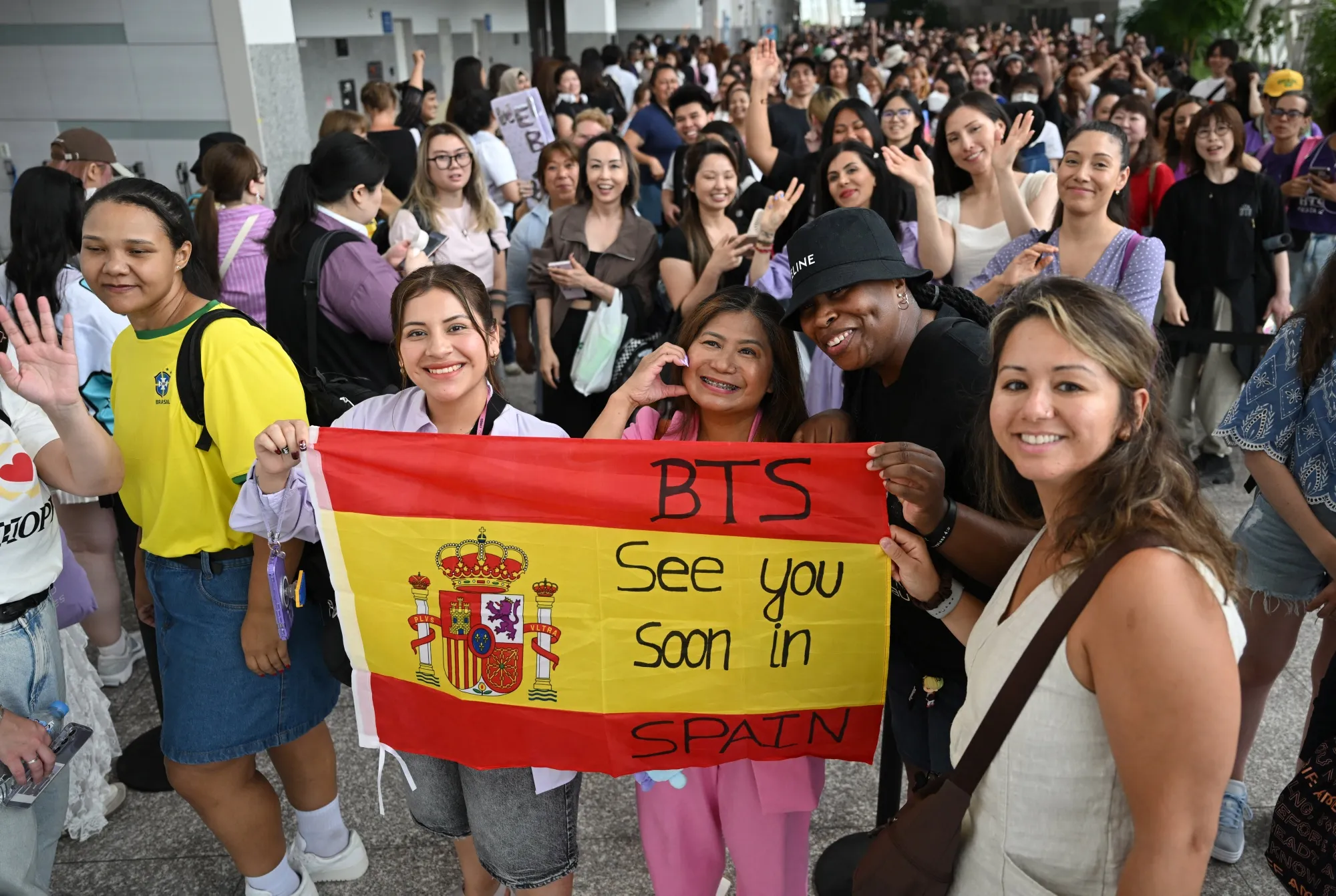 The BTS love scandal comes as K-pop increases in popularity overseas.
Photo: Jung Yeon-Je/AFP/Getty Images