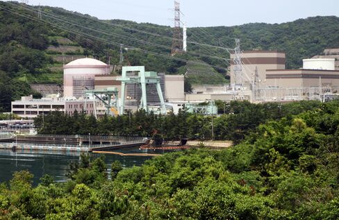 Japan Atomic’s Tsuruga Plant May Be on Active Fault, NRA Says