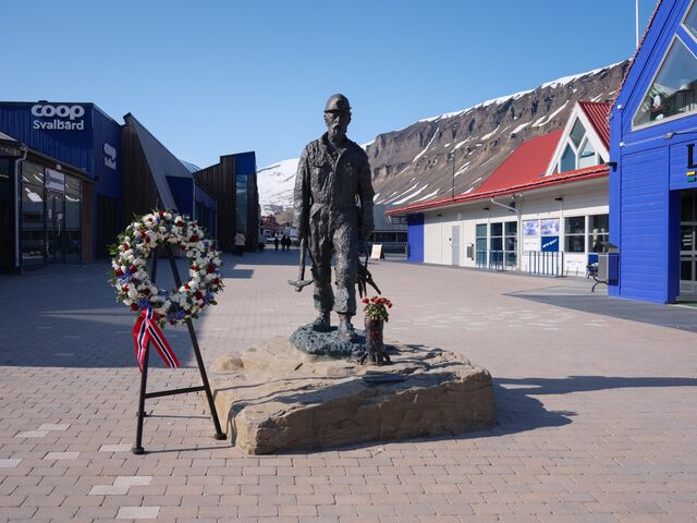 A statue in Longyearbyen commemorates the legacy of mining in Svalbard. 
