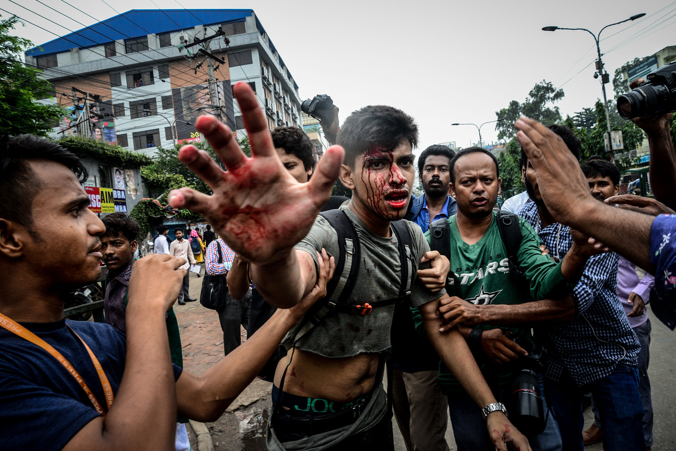 bangladesh political protest        
        <figure class=