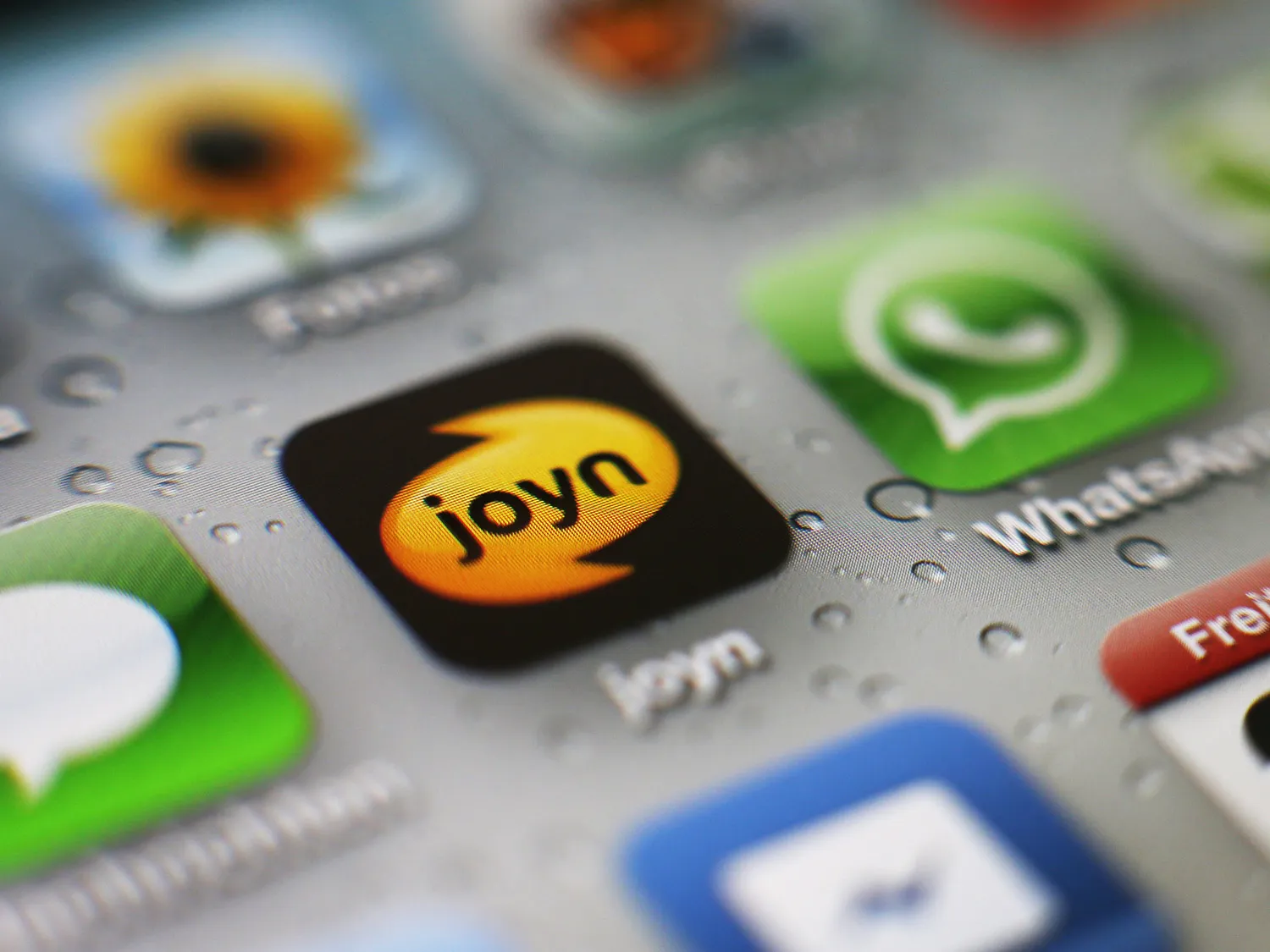 The Joyn messaging app.