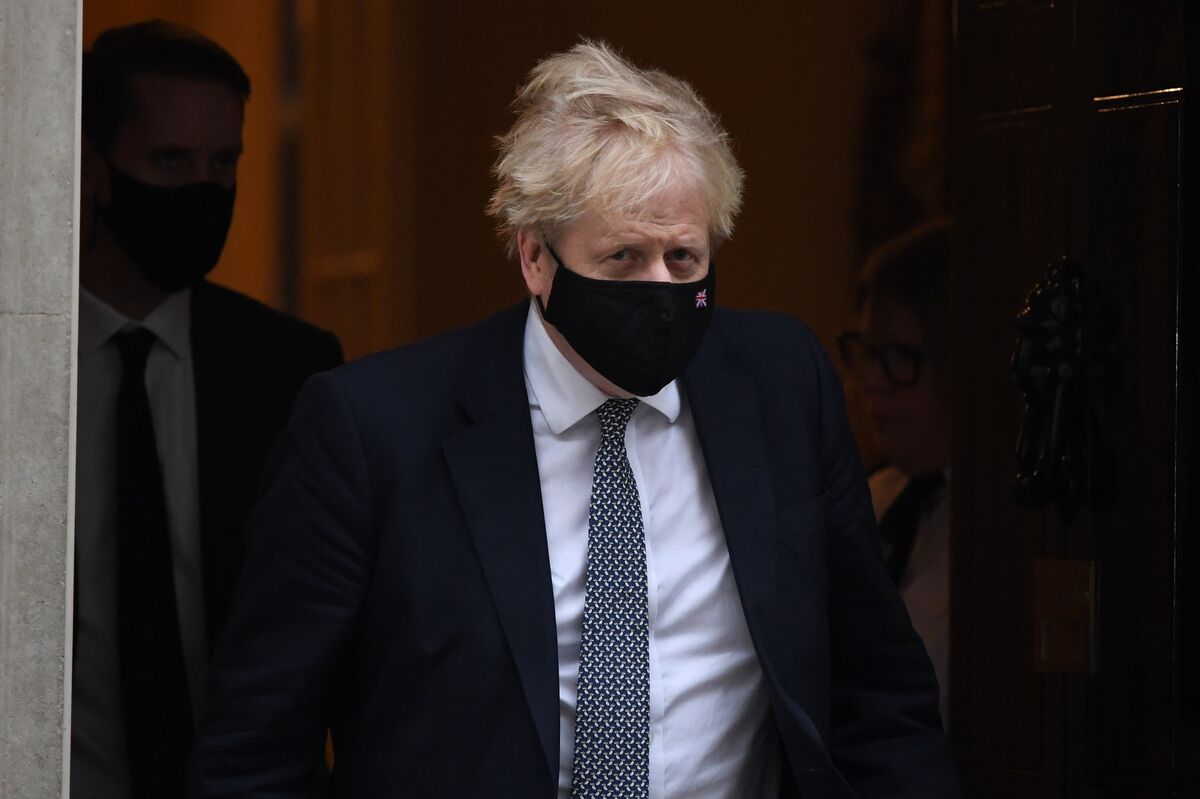 Peril Mounts for Johnson as Police Probe Lockdown Parties