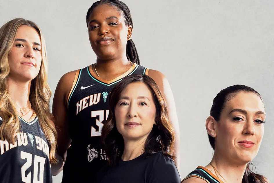 New York Liberty and Clara Wu Tsai Aim for First $1 Billion Women's Sports  Team - Bloomberg
