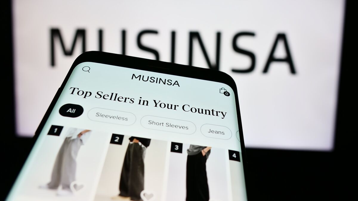 KKR-Backed Musinsa Is Said to Pick Citi, JPMorgan to Work on IPO