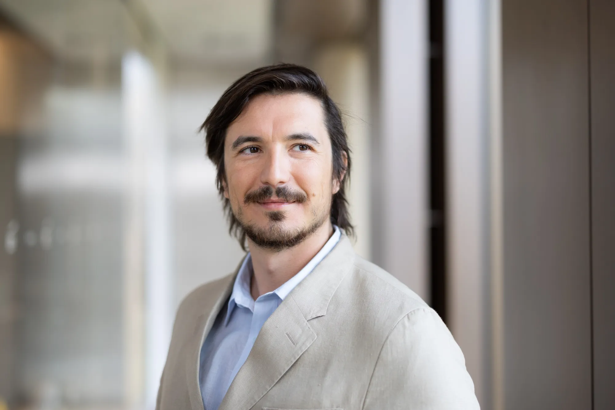 Robinhood 首席执行官的人工智能数学初创公司估值近 9 亿美元