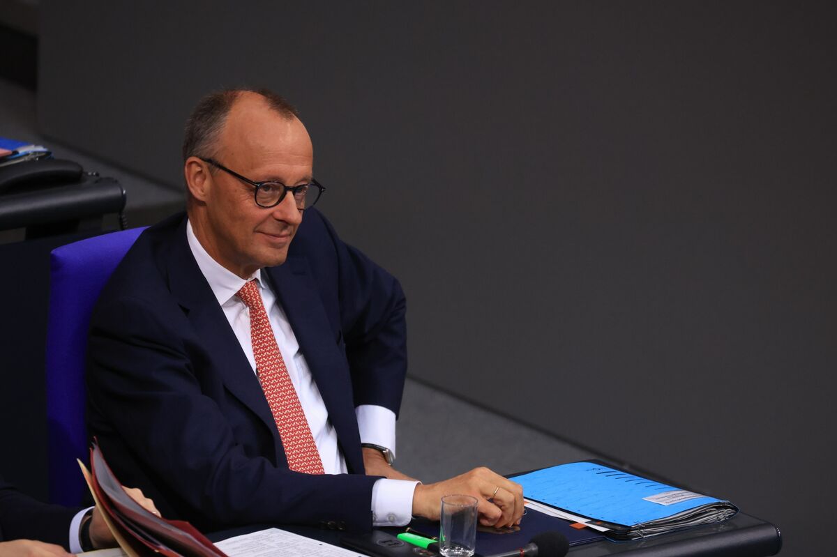 
                            Merz Asks Corporate Germany for Patience With Economic Reforms