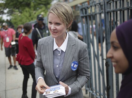 Cuomo Fends Off Challenge From Progressive Cynthia Nixon