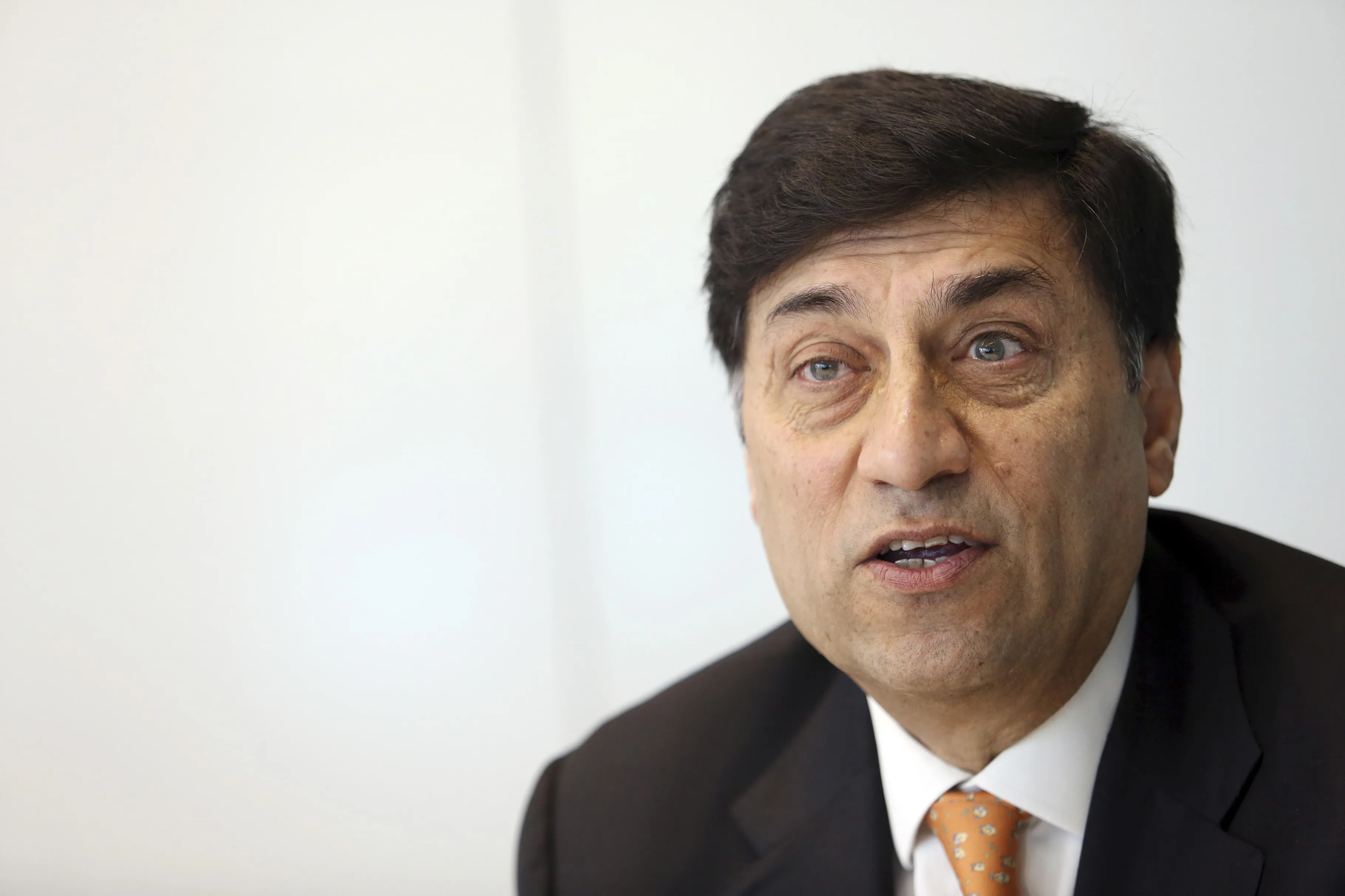 Rakesh Kapoor, chief executive officer of Reckitt Benckiser Group Plc. Photographer: Chris Ratcliffe/Bloomberg
