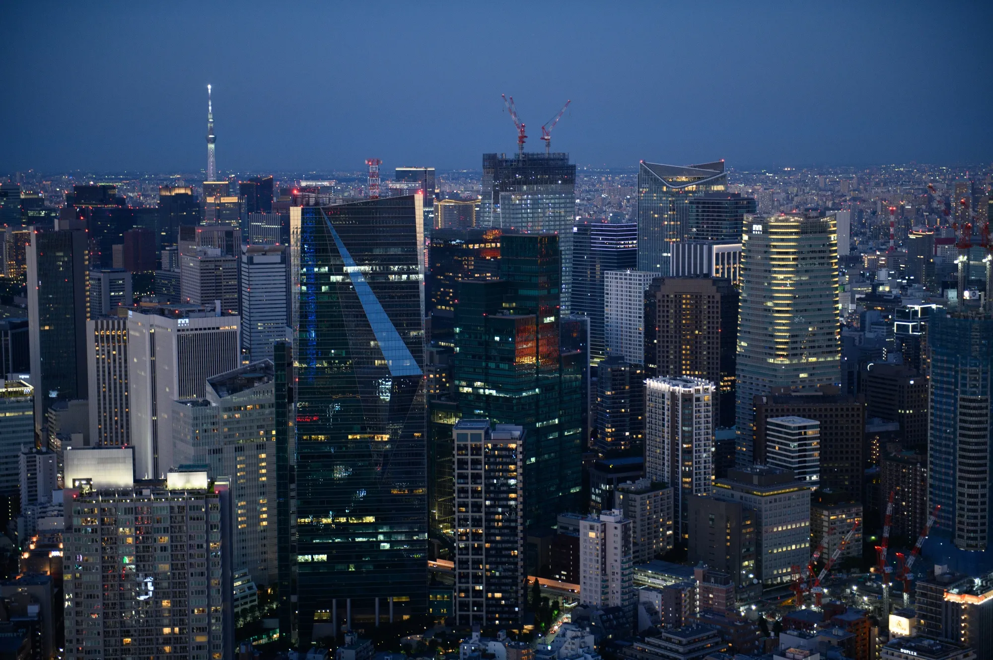 Commercial and residential buildings in Tokyo’s&nbsp;Minato district. Tankan&nbsp;business confidence and Tokyo CPI data earlier this month showed&nbsp;the strength of price gains in September is becoming a growing concern for businesses.