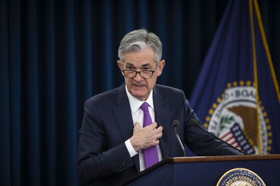 Powell Planted Clue to Policy Switch With 2017 Inflation Pledge