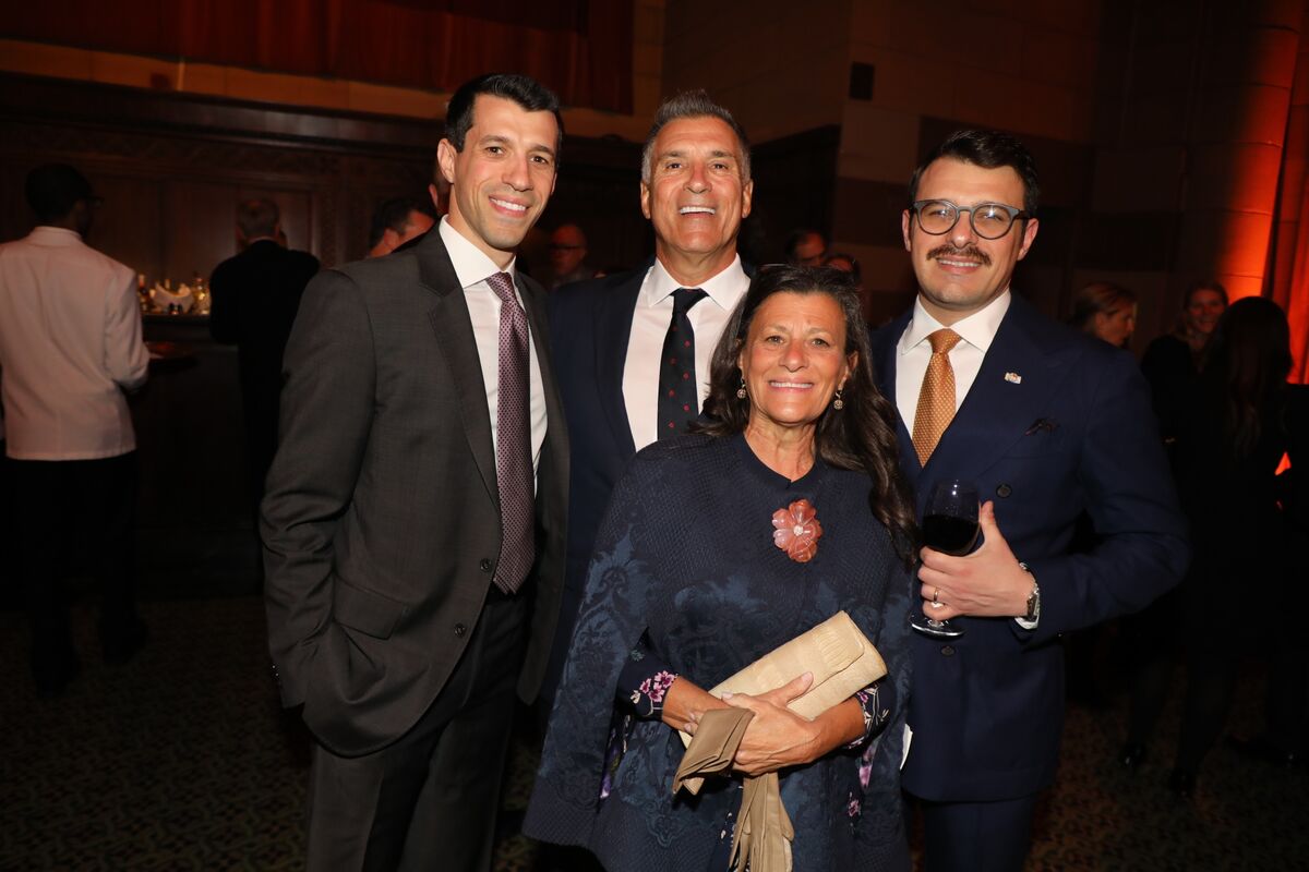 NYC Finance Gala Projects ‘Positive Calm’ After Bank Stock Rout Bloomberg