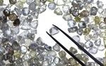 De Beers Diamond Sales Falter as Small Stones Struggle to Sell
