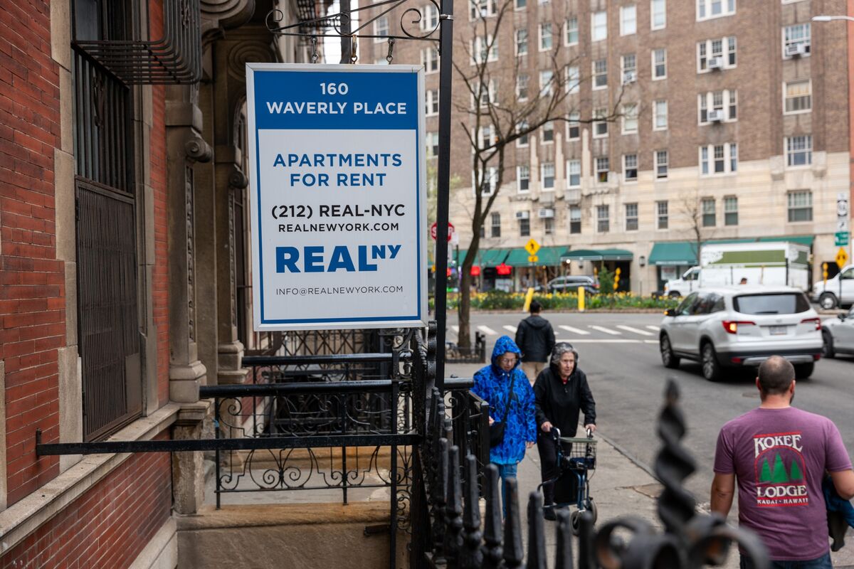 Manhattan Rent Hits Record $4,571 Amid Rising Market Pressure
