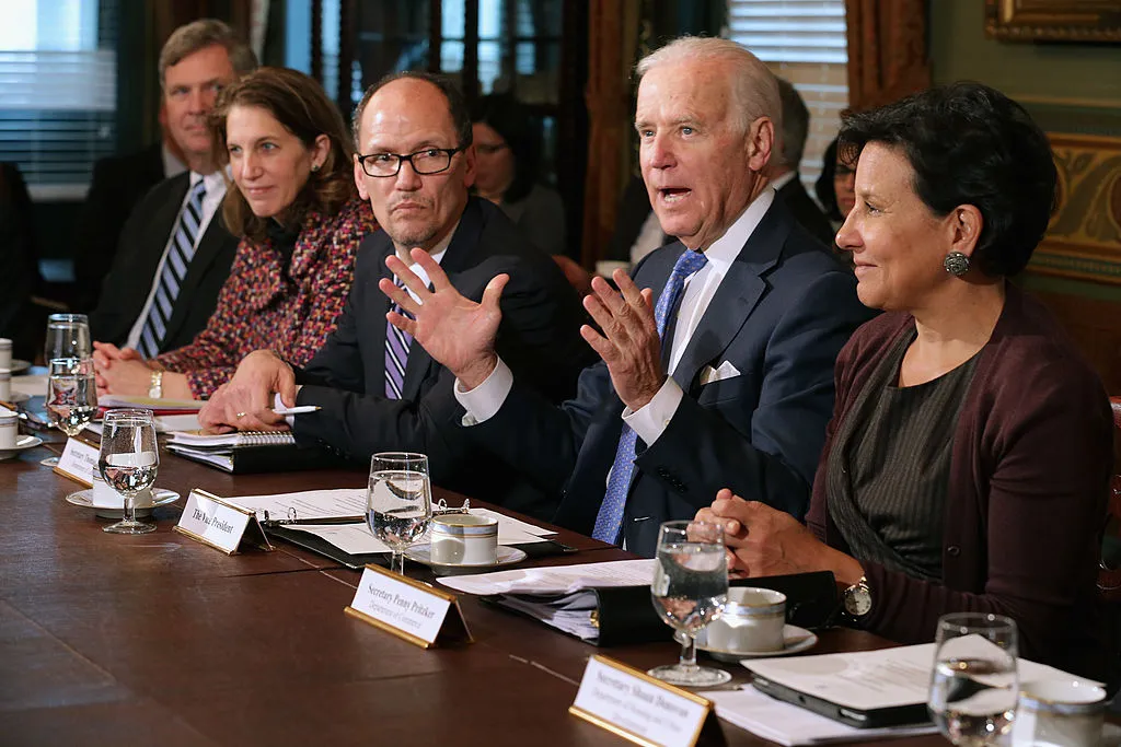 Just a normal cabinet meeting, February 2014.