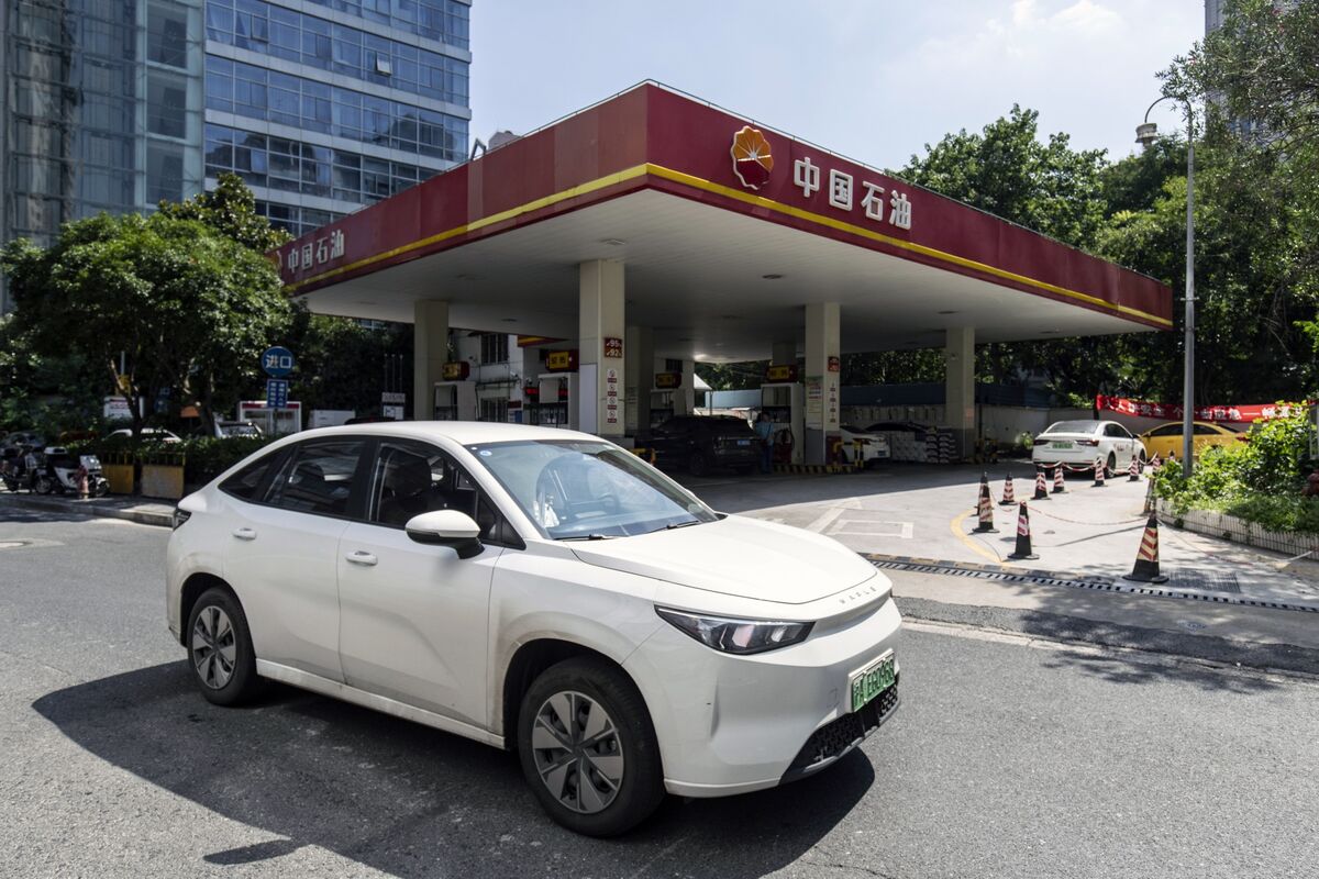 assets.bwbx.io image