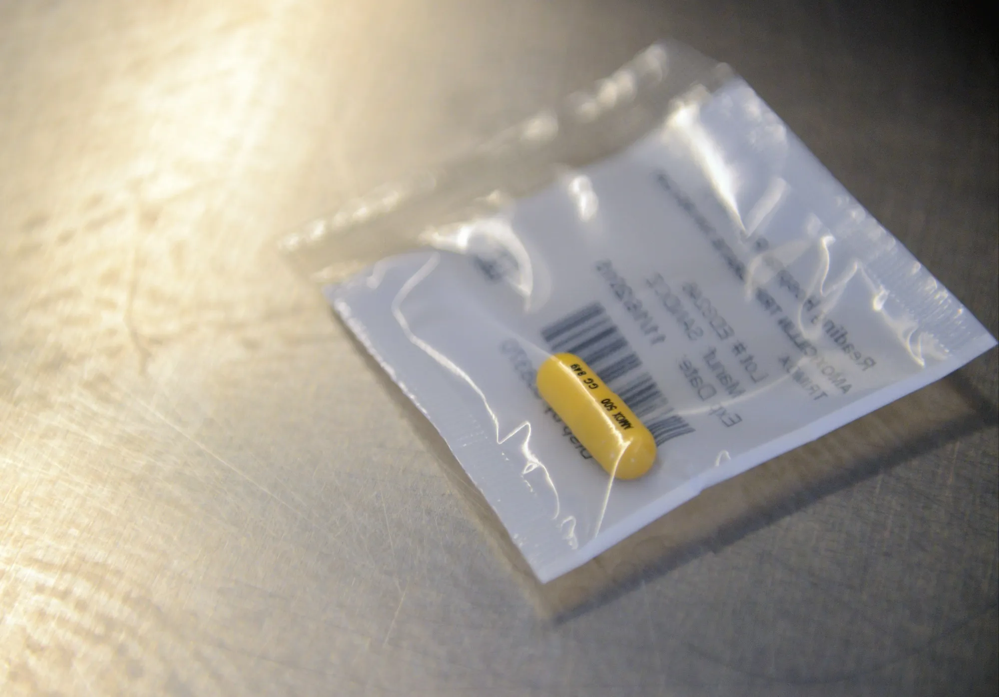 A 500 mg pill of&nbsp;Amoxicillin