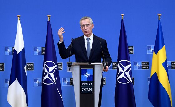 NATO’s Stoltenberg Signals He Won’t Extend Term as Secretary General