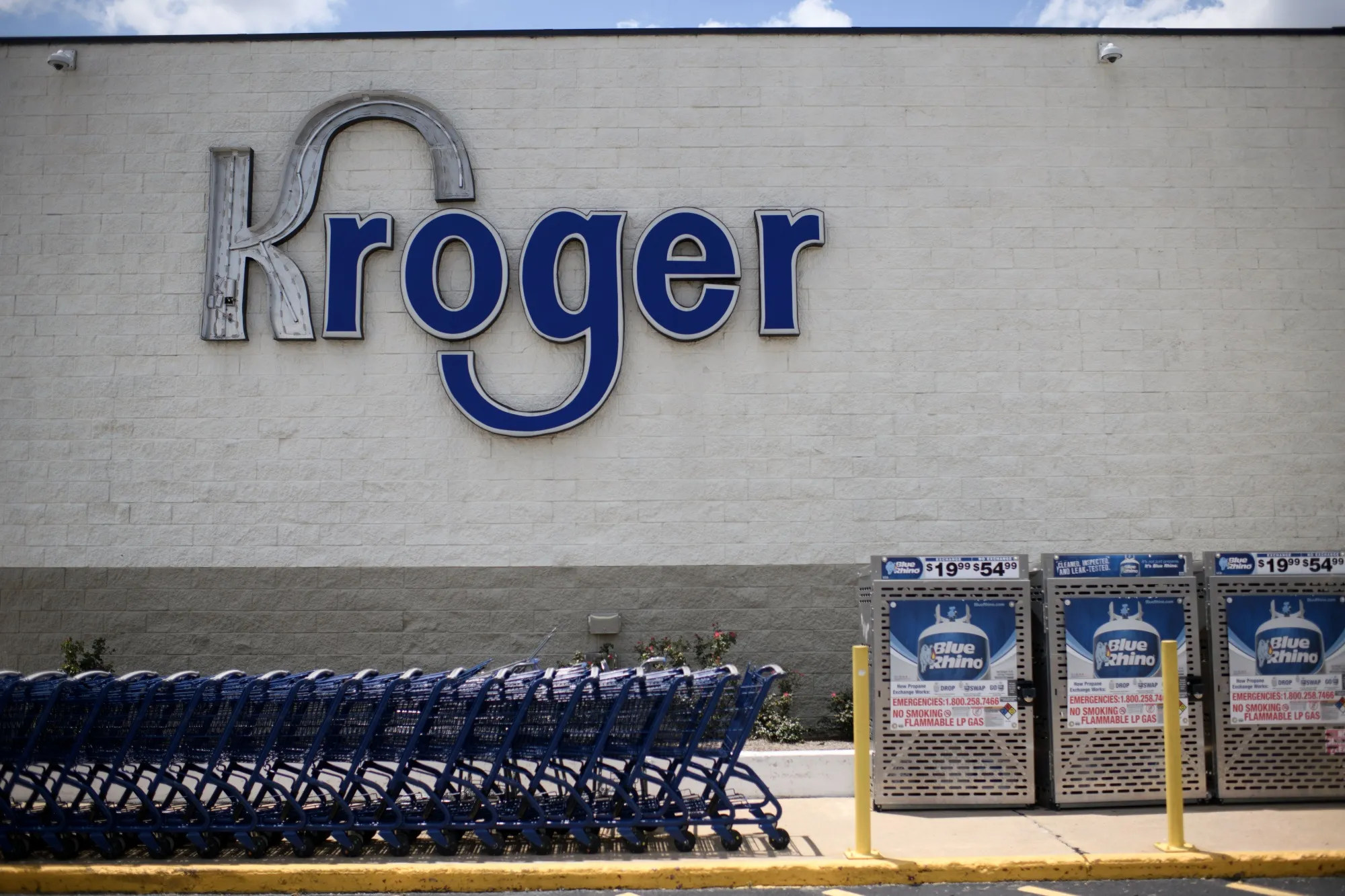 Kroger agrees to pay up to $1.2 billion to settle national opioid lawsuits, image size:2000x1333