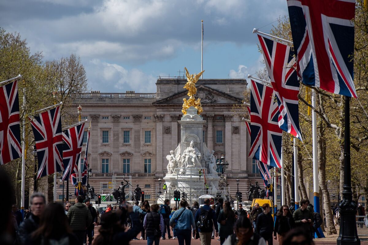 British Glasses Are Half Full for King Charles