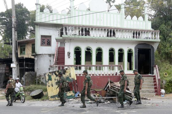 Facebook Apologizes for Role in Sri Lankan Violence