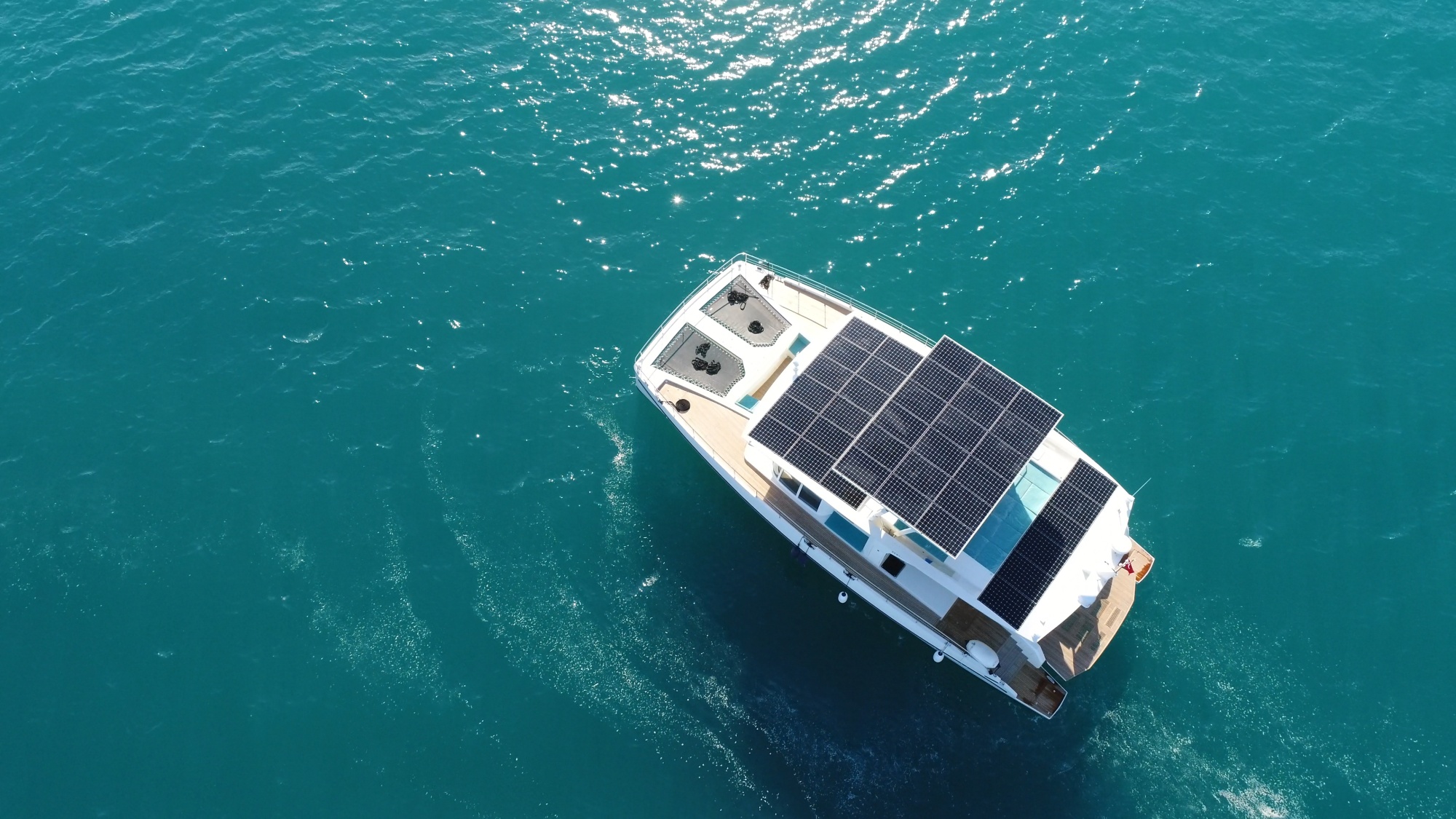 Neiman marcus edition discount serenity solar yacht