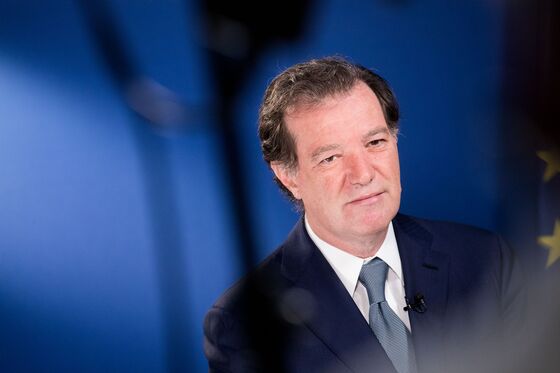 Natixis Boss Bets Billions on His Luck Turning With Buyout Deal