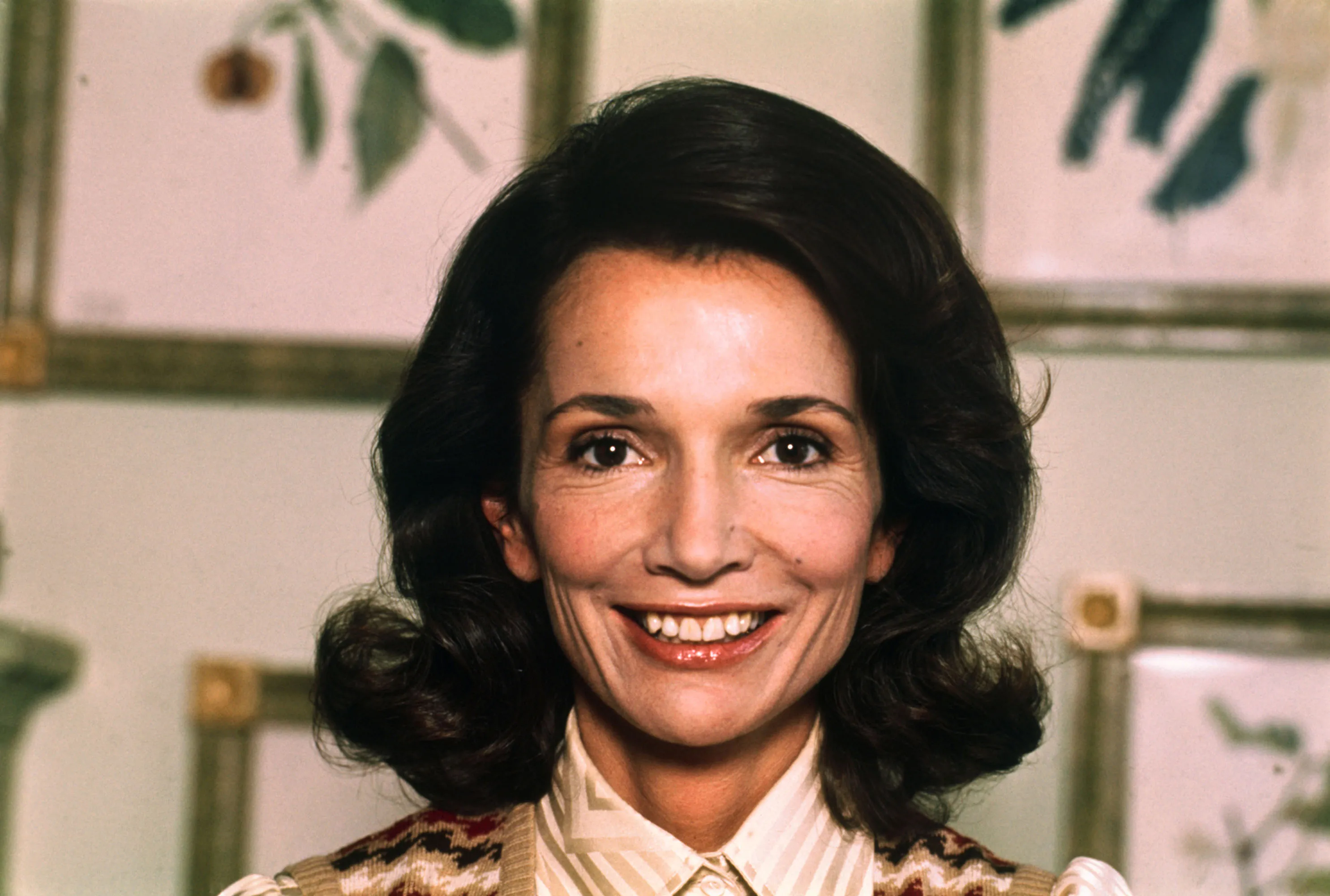 Lee Radziwill, Sister of Jacqueline Kennedy Onassis, Dies at 85 - Bloomberg