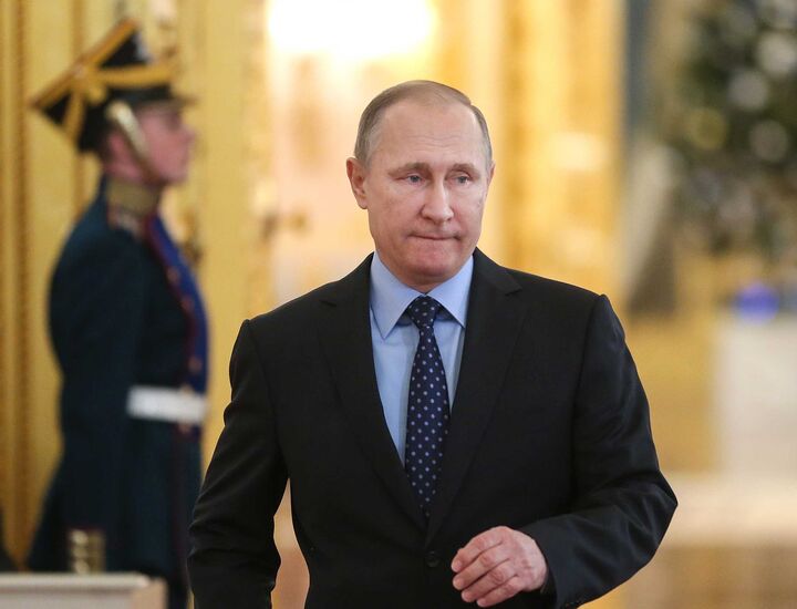 One Reason Why Putin Might Not Rush To Shed Sanctions Yet - Bloomberg