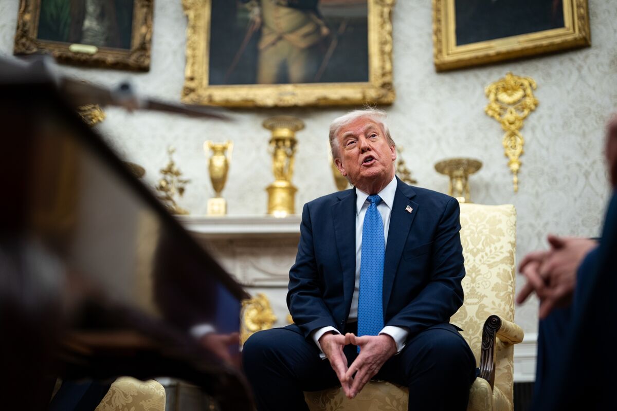 Trump Tariff Tax Plan Faces Economic Skepticism