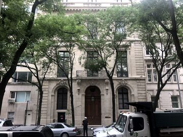 How Much Is Jeffrey Epstein Worth How Did He Make His Money