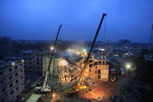 Bangladesh Accelerates Hunt for Building Survivors as Hopes Fade