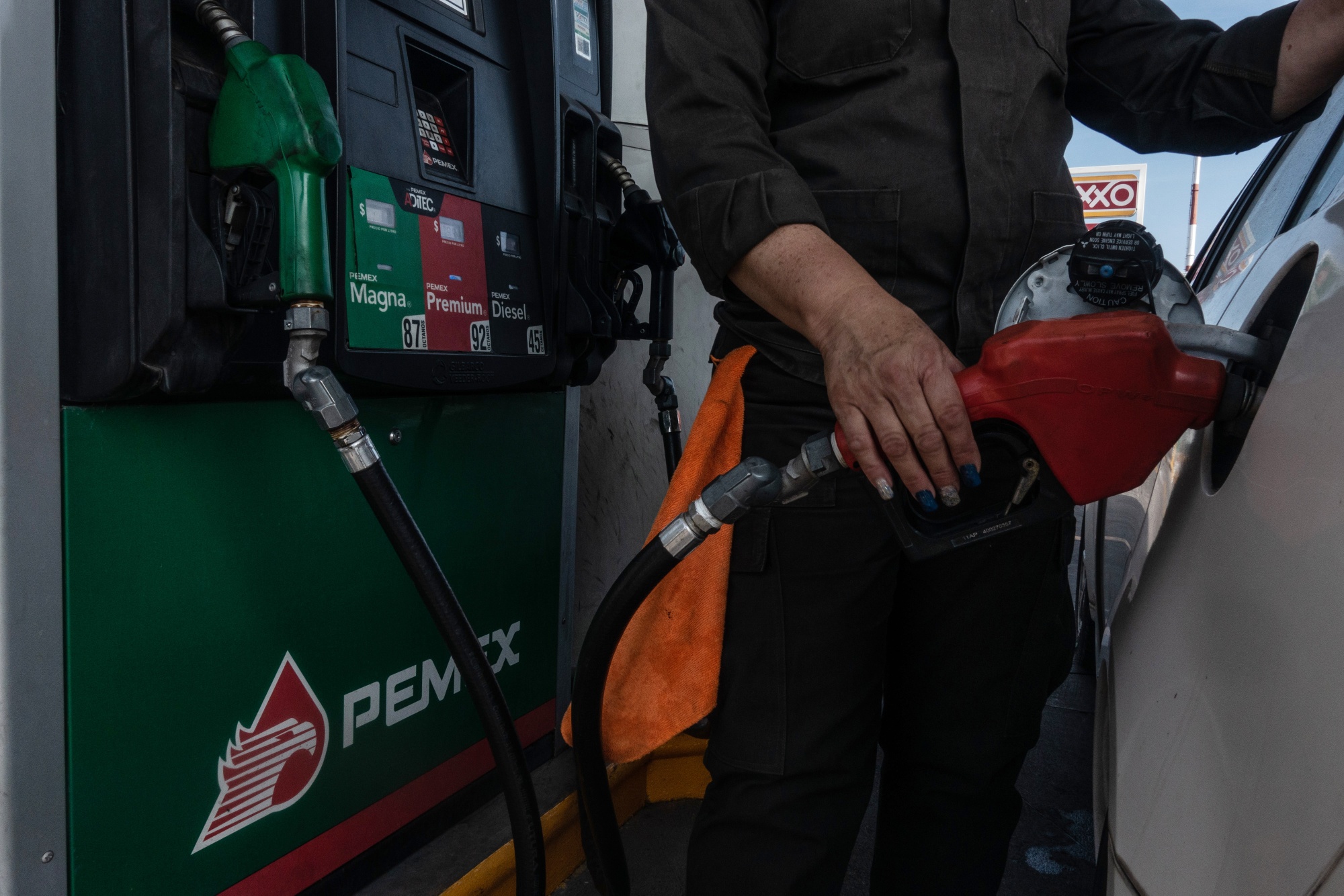 Oil Options Market Flows Suggest Pemex Has Started 2022 Hedging