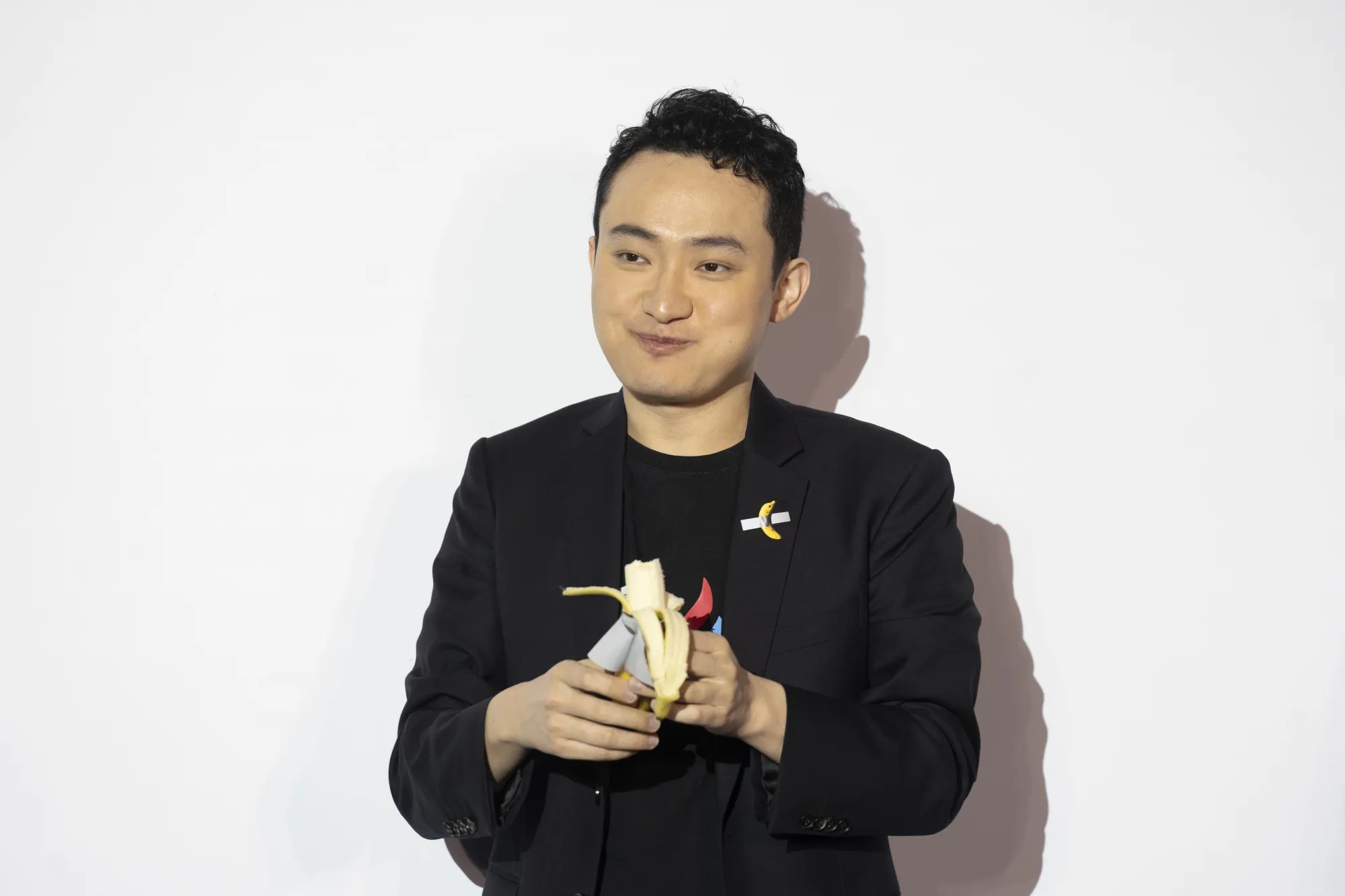 World Liberty Financial Buys Tokens Associated With Justin Sun - Bloomberg