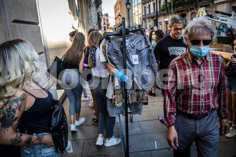 Inditex SA Retail Stores Ahead Of Earnings