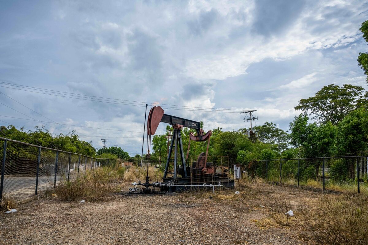 bloomberg.com - Nathan Risser - Return to Peak Venezuela Oil Output to Take Decades, Rystad Says