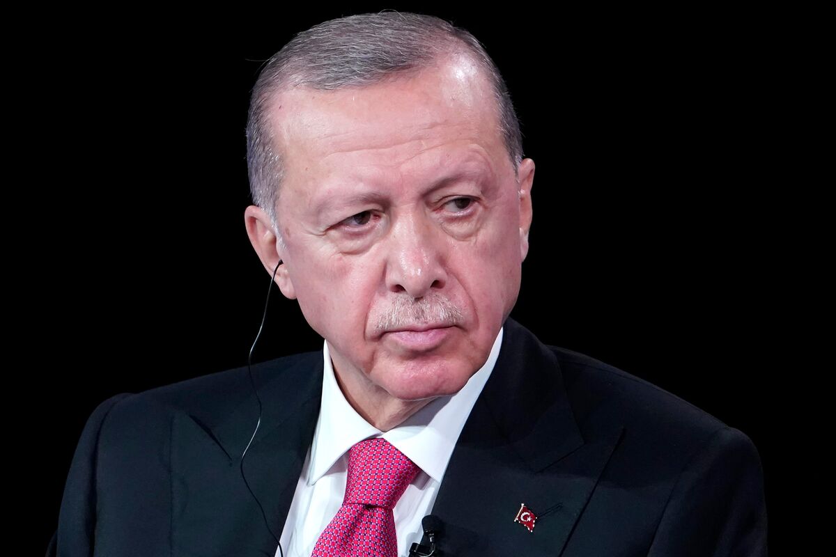 Erdogan’s Backing for Central Bank Is Intact After Big Rate Hike