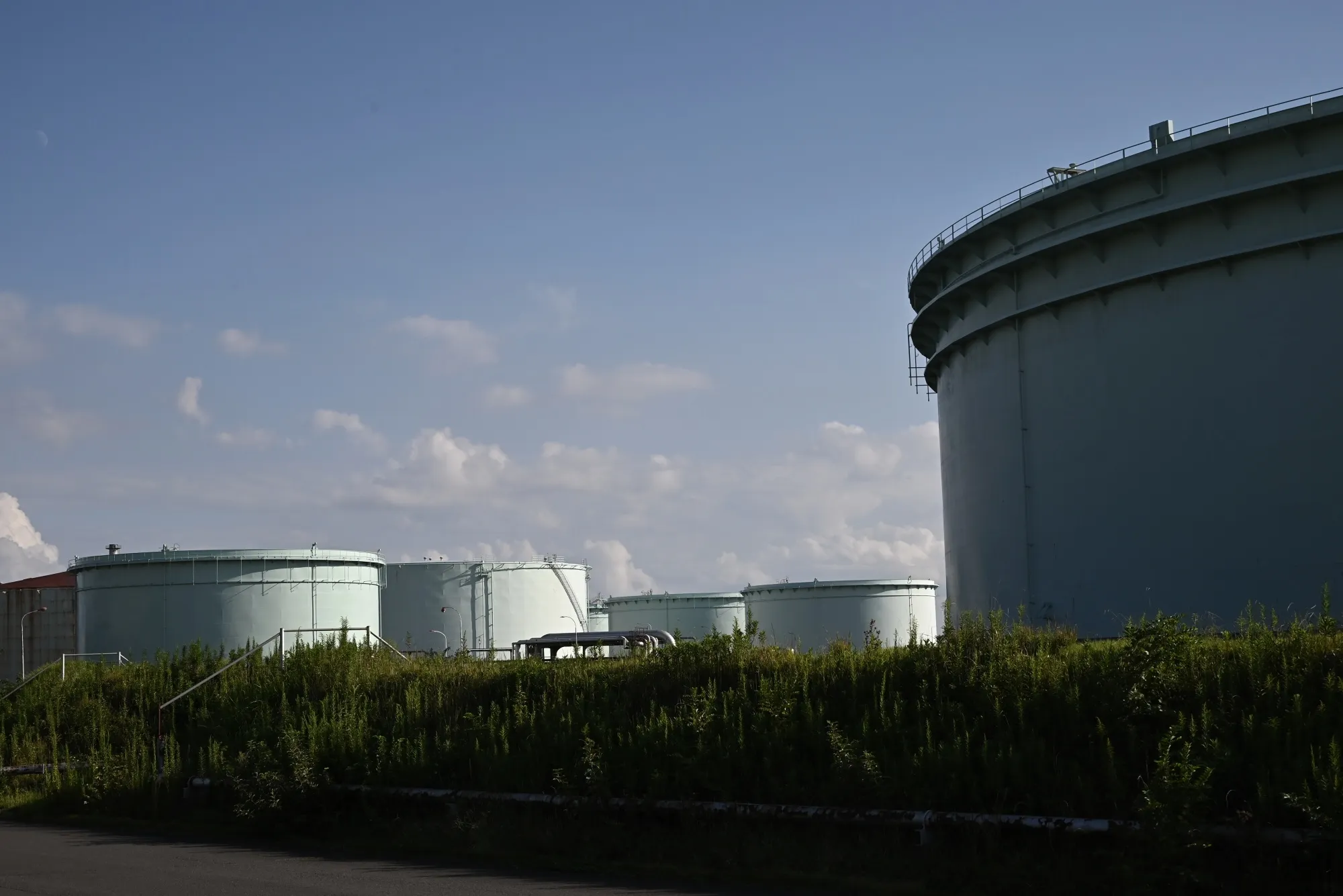 中東アブダビ産の原油が日本へ向かっていることが分かった