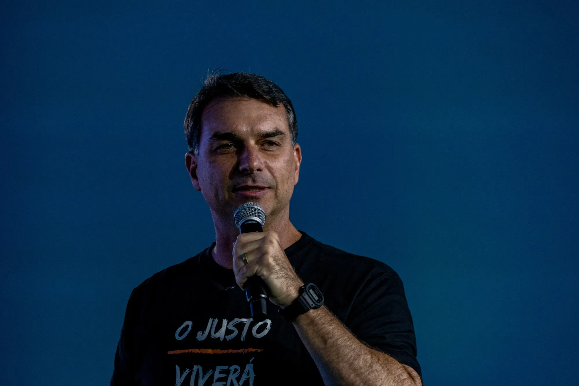 Trump, Flávio Bolsonaro Meet Ahead of Brazil's Presidential Election -  Bloomberg